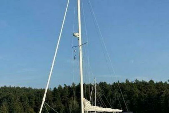 S2 11.0 Yacht For Sale