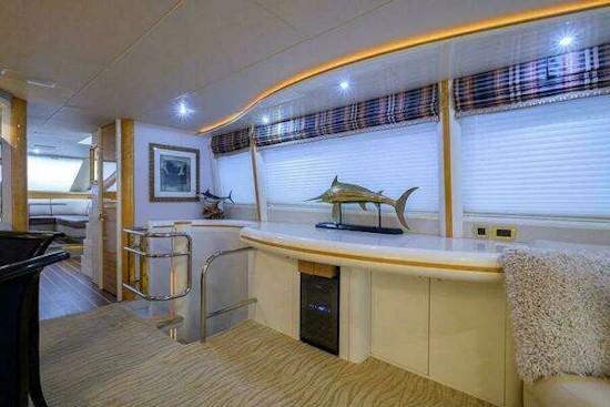 Lazzara Yachts 80 Cockpit Motoryacht Yacht For Sale
