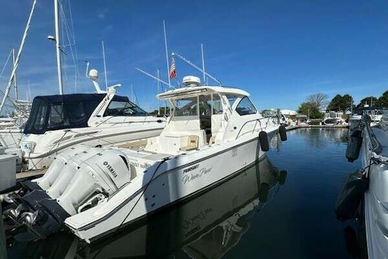 Pursuit 355 OS Yacht For Sale
