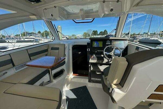 Pursuit 355 OS Yacht For Sale