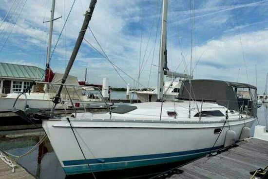 Catalina 355 Yacht For Sale
