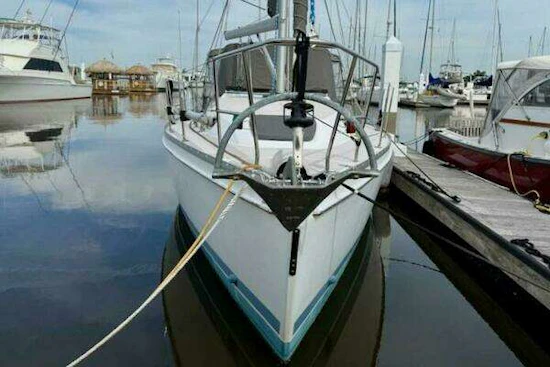 Catalina 355 Yacht For Sale