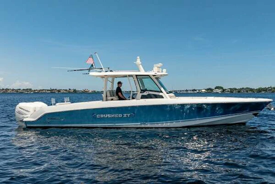 Boston Whaler 380 Outrage Yacht For Sale