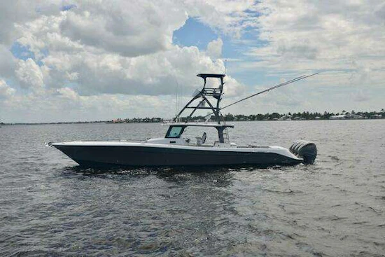 HCB 53 Suenos Yacht For Sale