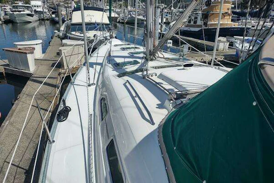 Beneteau 393 Yacht For Sale