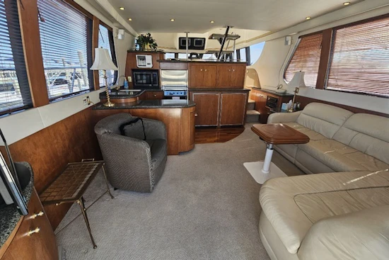Carver 530 Voyager Yacht For Sale
