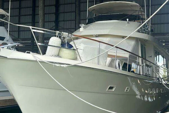 Hatteras Motor Yacht Yacht For Sale