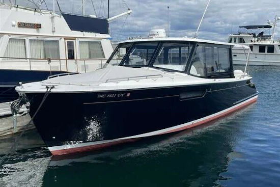 MJM 3 Yacht For Sale