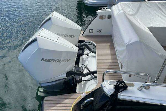 MJM 3 Yacht For Sale