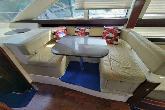 Meridian 441 Sedan Yacht For Sale