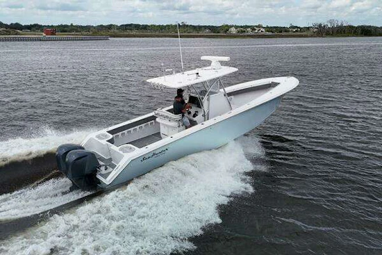 SeaHunter 33 Tournament Yacht For Sale