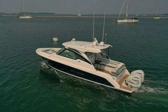 Tiara Yachts 34LX Yacht For Sale