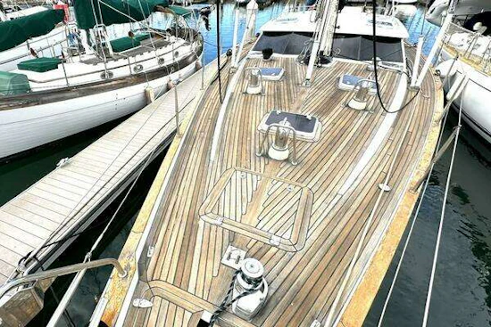 Farr Pilothouse Yacht For Sale