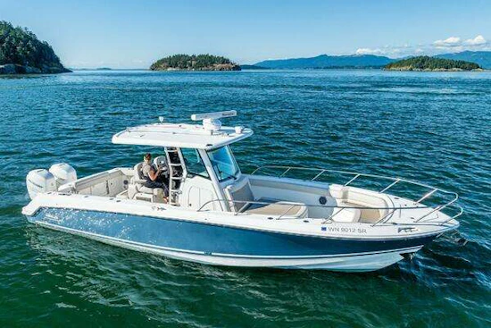 Boston Whaler 330 Outrage Yacht For Sale