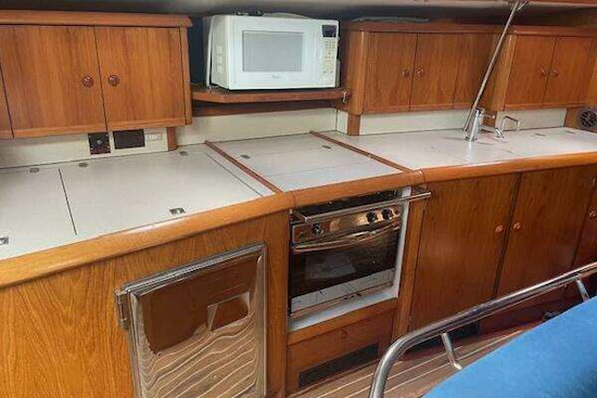 Jeanneau 45.2 Yacht For Sale