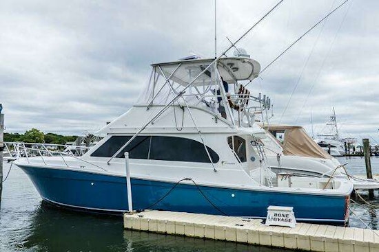 Egg Harbor 42 Convertible Yacht For Sale