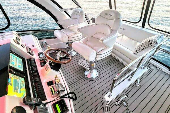 Sea Ray 52 Sedan Bridge Yacht For Sale