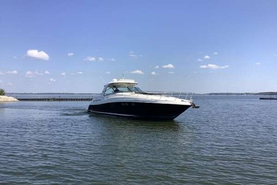 Sea Ray 52 SUNDANCER Yacht For Sale