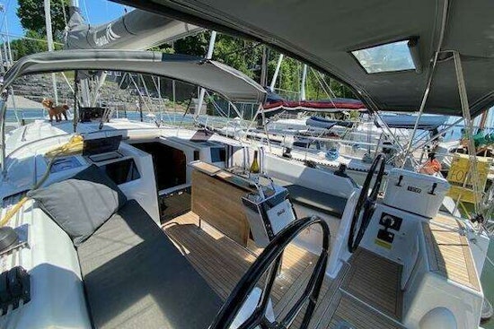 Hanse 385 Yacht For Sale