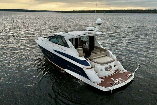 Regal 42 Sport Coupe Yacht For Sale