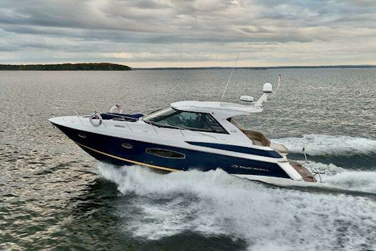 Regal 42 Sport Coupe Yacht For Sale