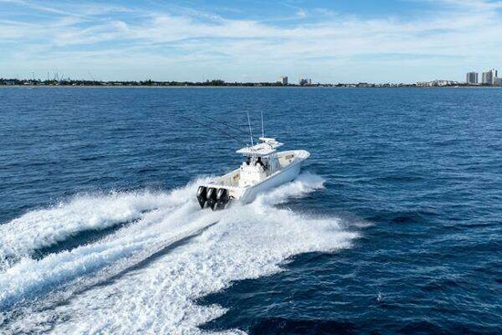 SeaVee 370z Yacht For Sale