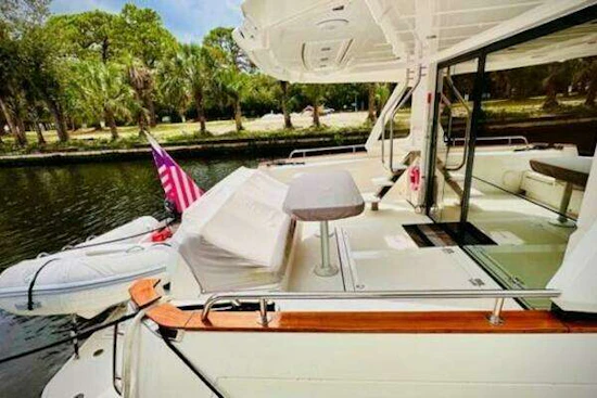 Greenline 48 Diesel Flybridge with Hardtop Yacht For Sale