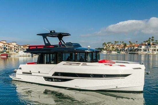 Okean 52 Fly Yacht For Sale