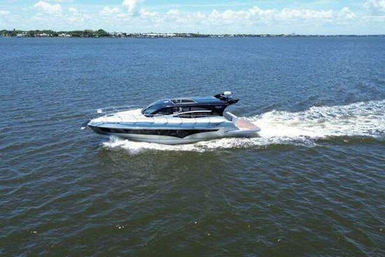 Real 40 HT Luxury  Yacht For Sale