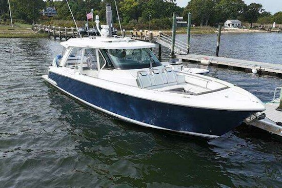 Tiara Sport 43 LS Yacht For Sale