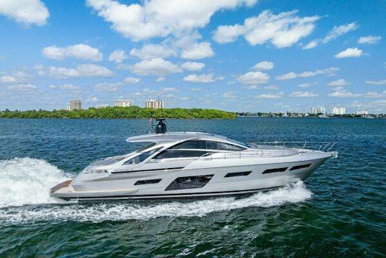 Pershing 7X Yacht For Sale