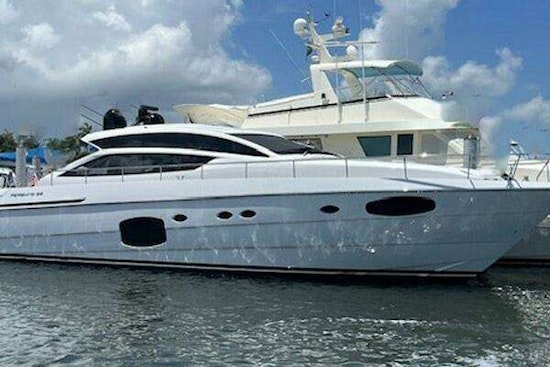 Pershing 62 Yacht For Sale