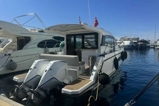 Sealine  Yacht For Sale