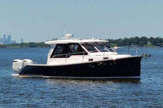 True North 34 Outboard Express Yacht For Sale
