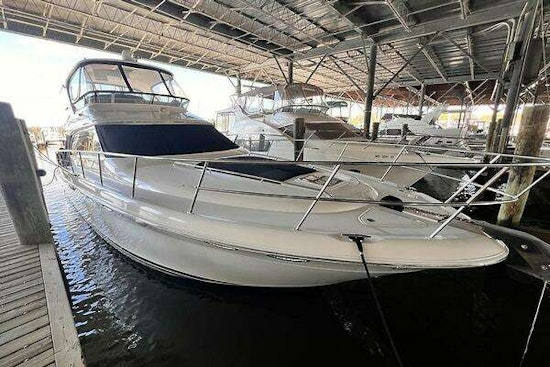 Sea Ray 480 Sedan Bridge Yacht For Sale