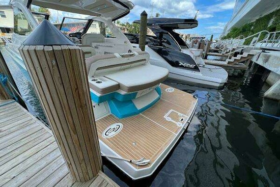 Regal Sport Coupe Yacht For Sale