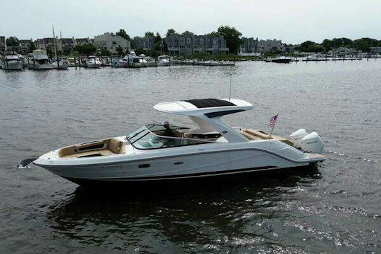 Sea Ray SLX 310 Outboard Yacht For Sale