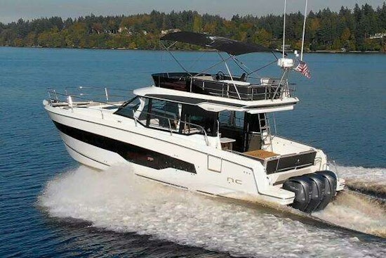 Jeanneau NC 1295 Fly Yacht For Sale