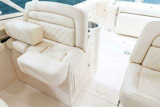 Grady-White Freedom 307 Yacht For Sale