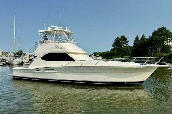 Riviera 42 Fly Yacht For Sale