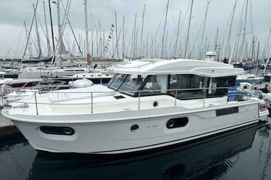 Beneteau Swift Trawler 41 Sedan Yacht For Sale