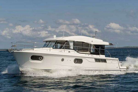 Beneteau Swift Trawler 41 Sedan Yacht For Sale