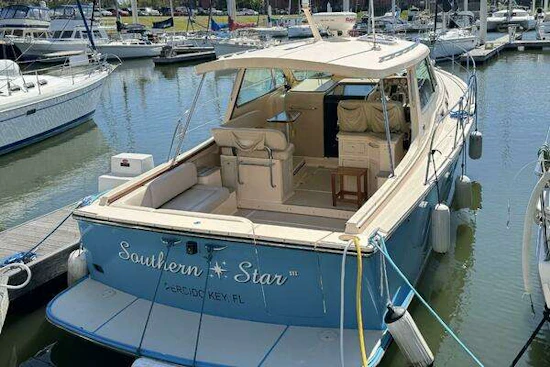 Island Packet 360 Hardtop Express Cruiser Yacht For Sale