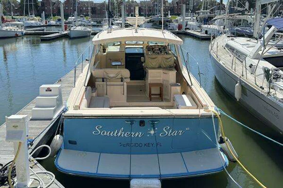 Island Packet 360 Hardtop Express Cruiser Yacht For Sale