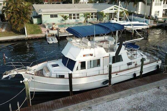 Grand Banks Classic Yacht For Sale
