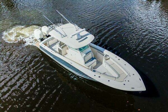 Scout 320 LXF Yacht For Sale
