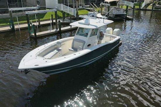 Scout 320 LXF Yacht For Sale