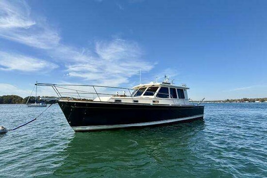 Sabre 42 Sedan Yacht For Sale