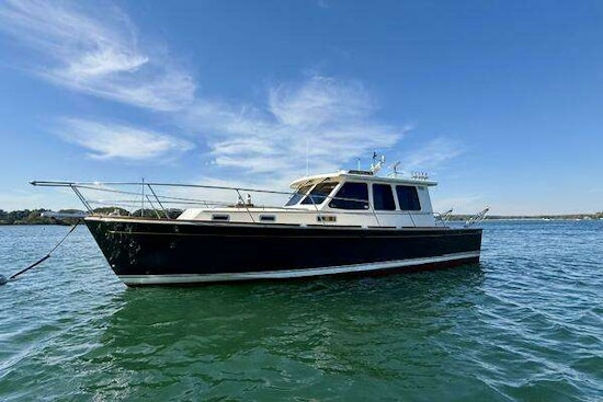 Sabre 42 Sedan Yacht For Sale