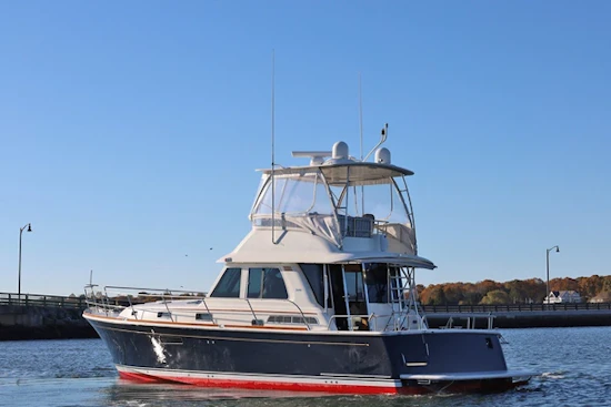Sabre 48 Flybridge Sedan Yacht For Sale
